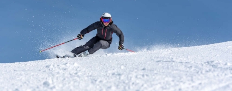 【宿泊プラン】「送迎付きレンタルスキープラン」を今年も開催します！