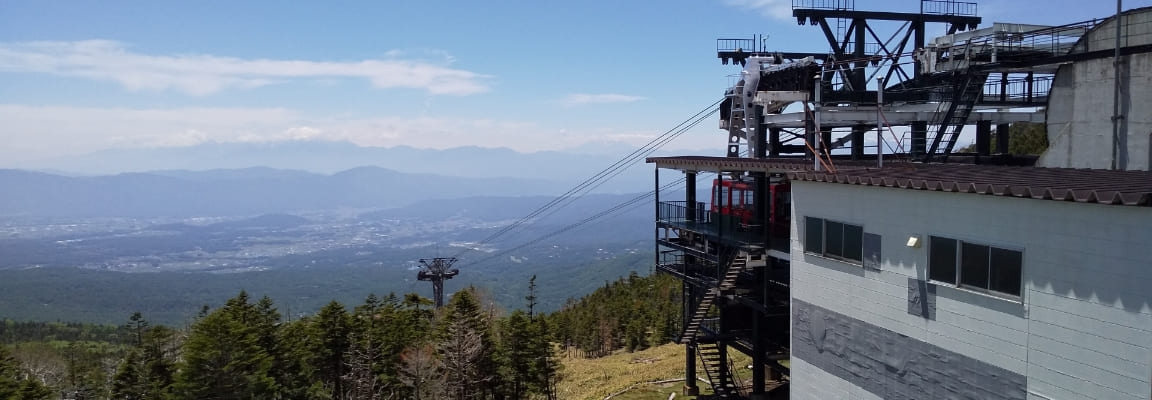 山麓駅から見下ろした諏訪の風景